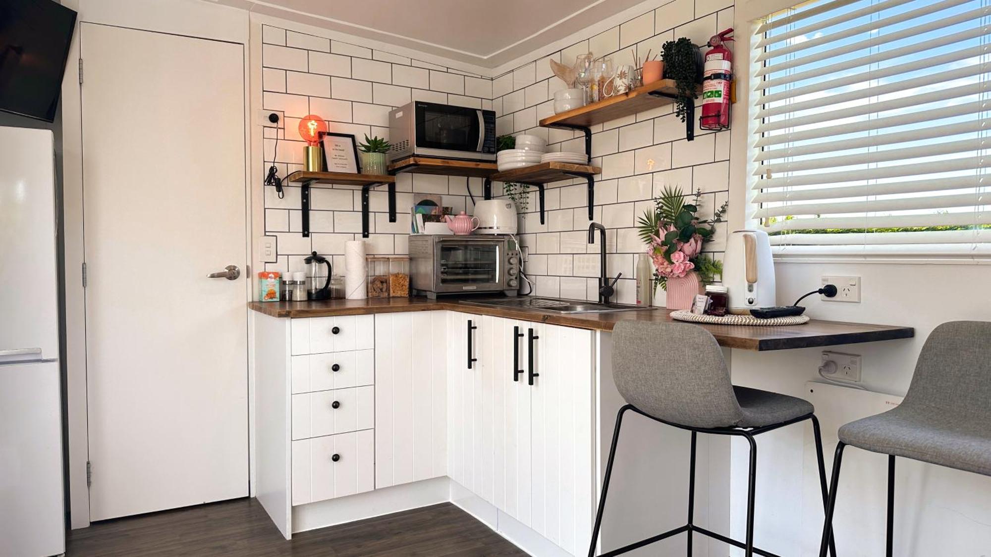 فيلا Rustling Oaks Nz Tropical Tiny House Tamahere المظهر الخارجي الصورة